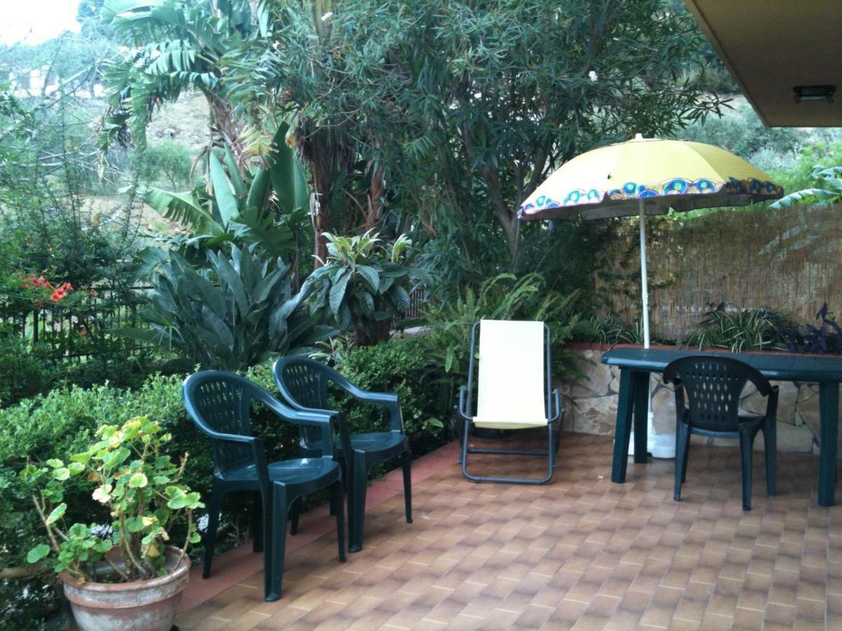 Stanza In Villa Con Giardino Vista Mare Cefalù Exterior foto